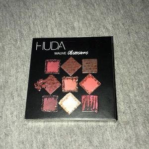 HUDA Beauty Mauve Obsessions